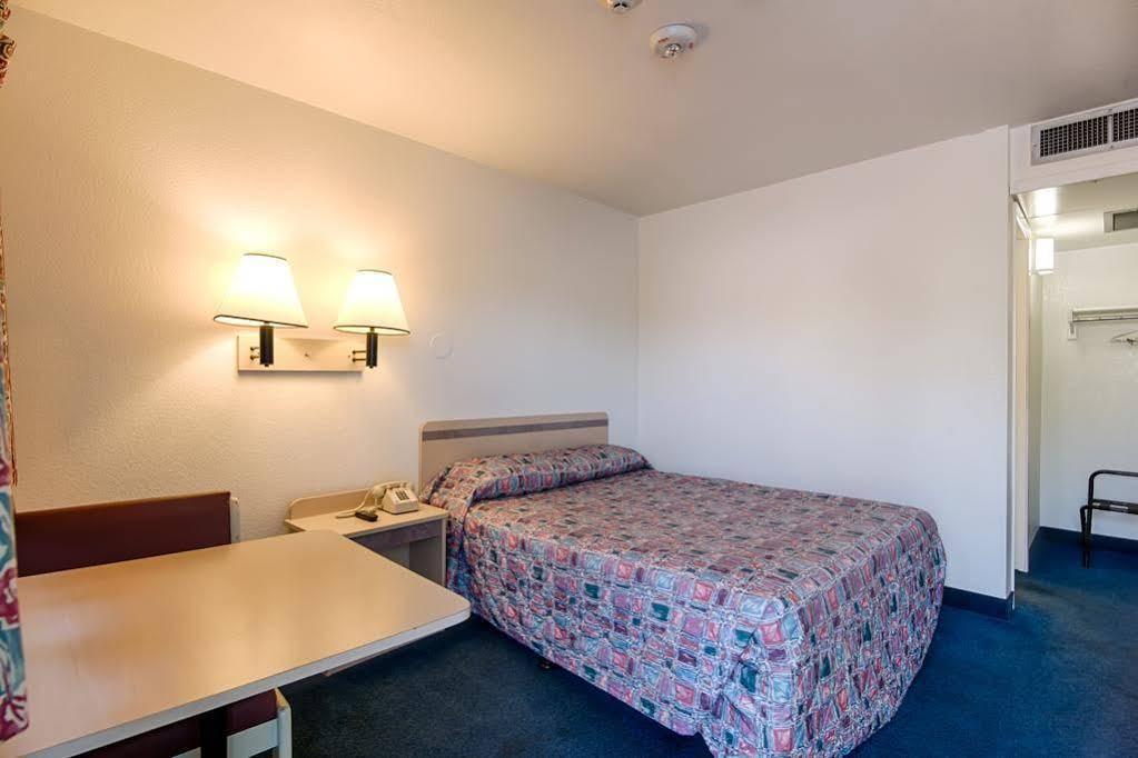 Motel 6-Elko, Nv Luaran gambar